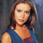 Alyssa Milano as Phoebe Halliwell in CHARMED TV Series - dvdbash.wordpress.com